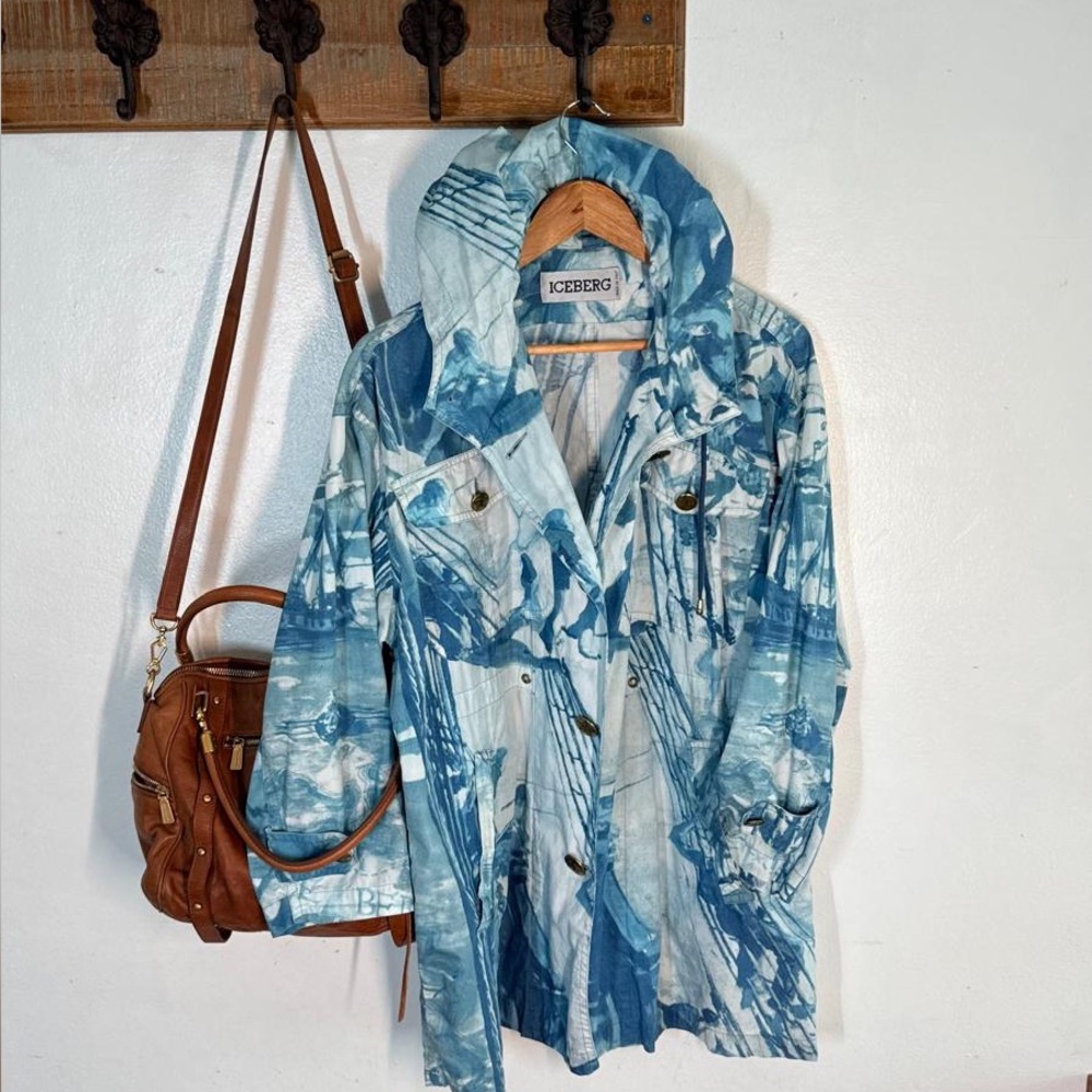 Iceberg Aqua Tie-Dye Apparel